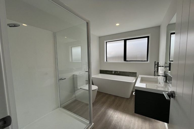 Photo of property in 3 Tutira Place, Poraiti, 4112