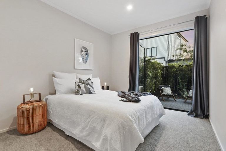 Photo of property in 18 Kerewhenua Crescent, Hobsonville, Auckland, 0616