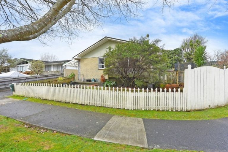 Photo of property in 82 California Drive, Totara Park, Upper Hutt, 5018