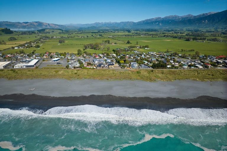 Photo of property in 154c Beach Road, Kaikoura, 7300