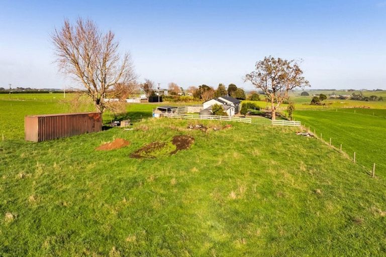 Photo of property in 328 Austin Road, Normanby, Hawera, 4675