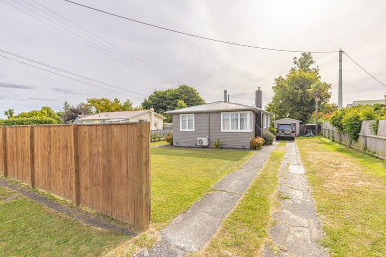 Photo of property in 21 Rira Street, Marton, 4710