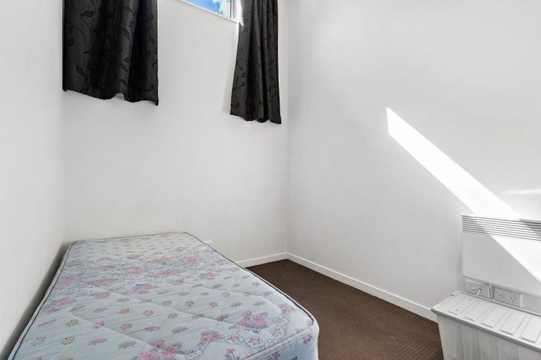 Photo of property in 97 Hallenstein Street, Queenstown, 9300