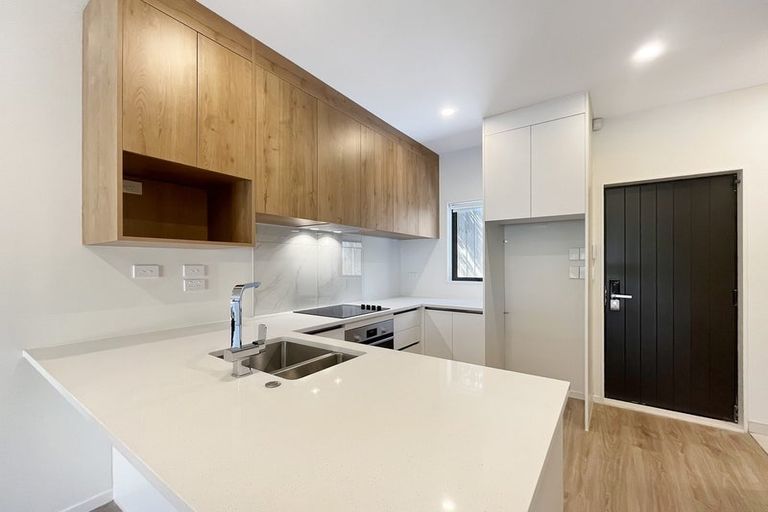 Photo of property in 5/43 Ranui Avenue, Ranui, Auckland, 0612