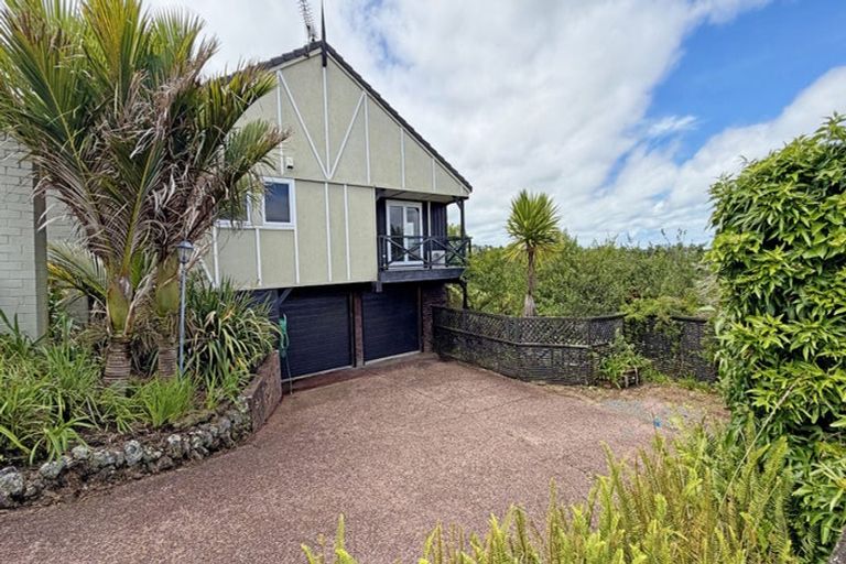 Photo of property in 50 Balmain Road, Chatswood, Auckland, 0626