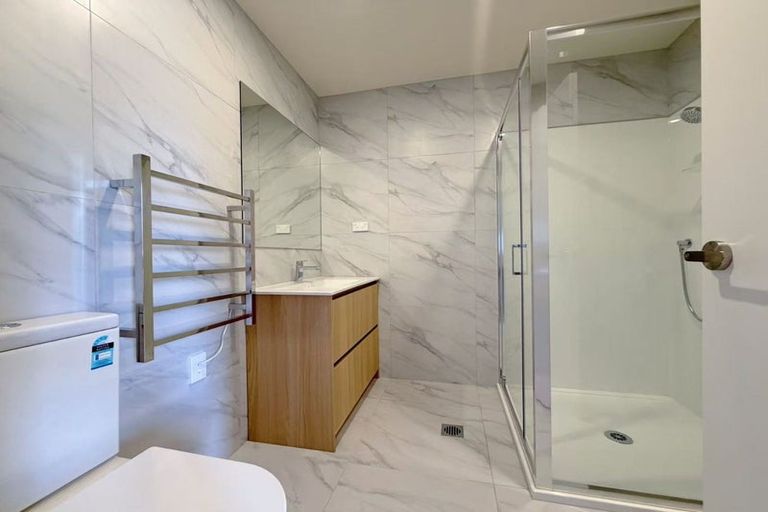 Photo of property in 6/10 Orchid Place, Te Atatu South, Auckland, 0610