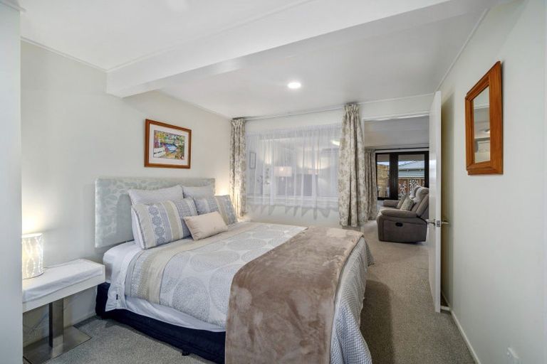 Photo of property in 35 Taharepa Road, Hilltop, Taupo, 3330