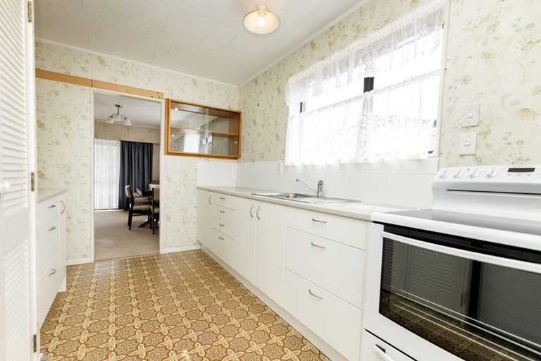 Photo of property in 2/151 Carrington Street, Lower Vogeltown, New Plymouth, 4310