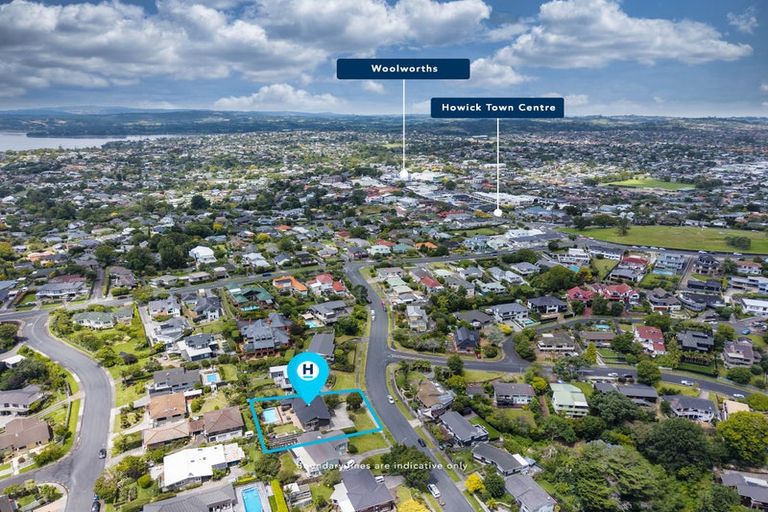 Photo of property in 11 Cheriton Road, Mellons Bay, Auckland, 2014