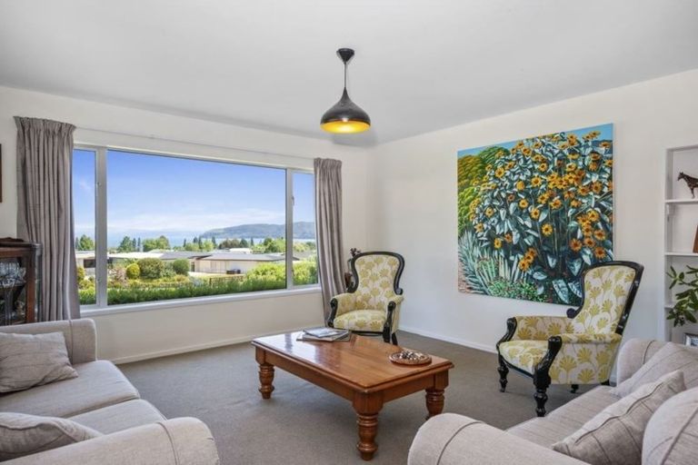 Photo of property in 33 Bodes Lane, Kinloch, Taupo, 3377