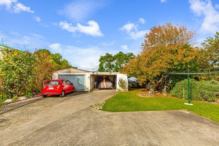 Photo of property in 805 Te Atatu Road, Te Atatu Peninsula, Auckland, 0610