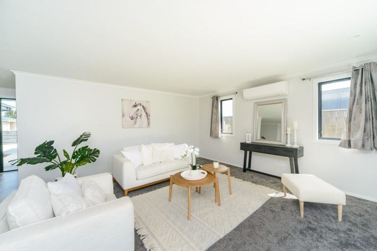 Photo of property in 94 James Line, Kelvin Grove, Palmerston North, 4414