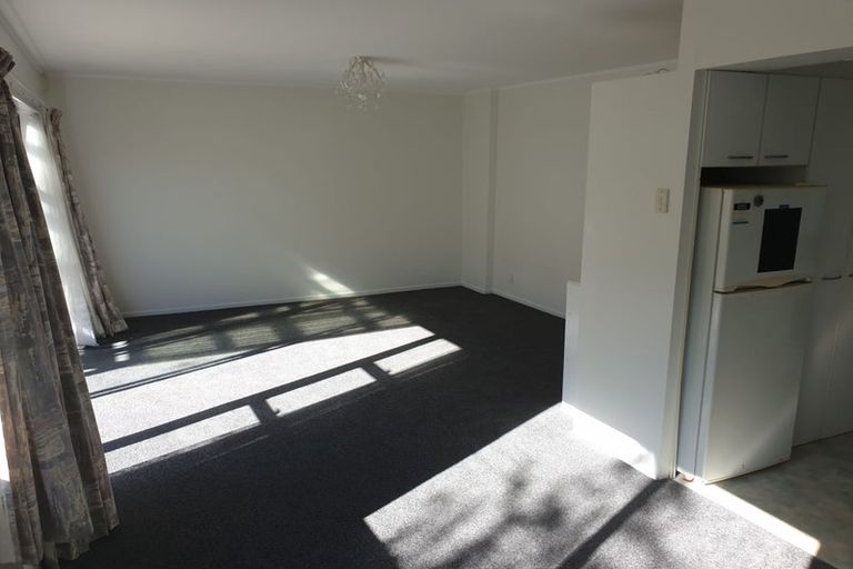 Photo of property in 2/8 Mayville Avenue, New Lynn, Auckland, 0600