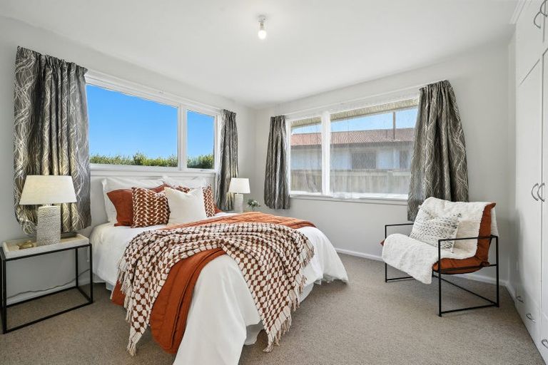 Photo of property in 11 Westerleigh Street, Bishopdale, Christchurch, 8053