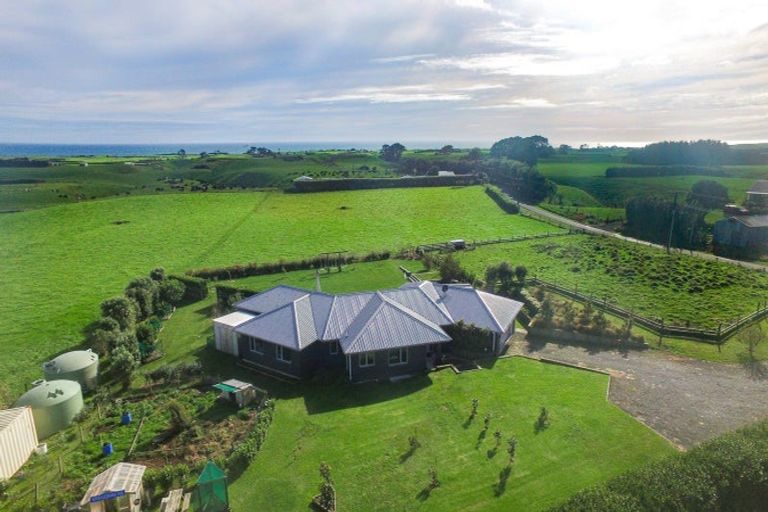 Photo of property in 173 Perth Road, Okato, New Plymouth, 4374