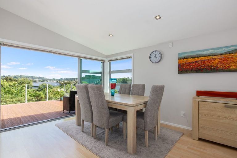 Photo of property in 42b/1 James Cook Drive, Whitby, Porirua, 5024