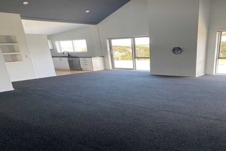 Photo of property in 32 Young Garden Lane, Waimauku, 0881