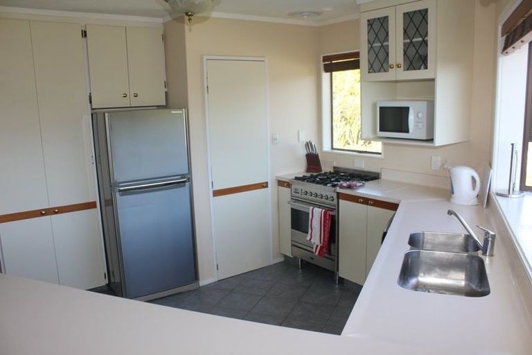 Photo of property in 60 Leeward Drive, Whitby, Porirua, 5024