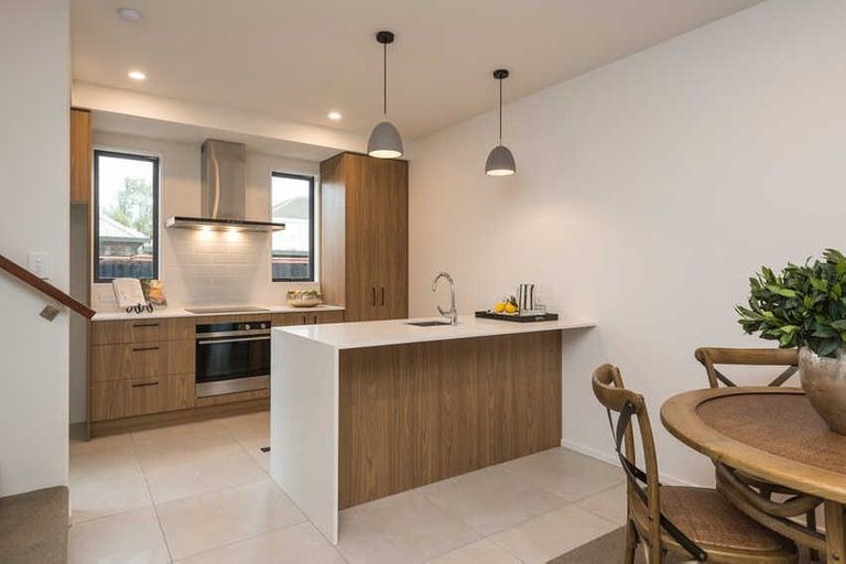 Photo of property in 2/555 Manchester Street, St Albans, Christchurch, 8014