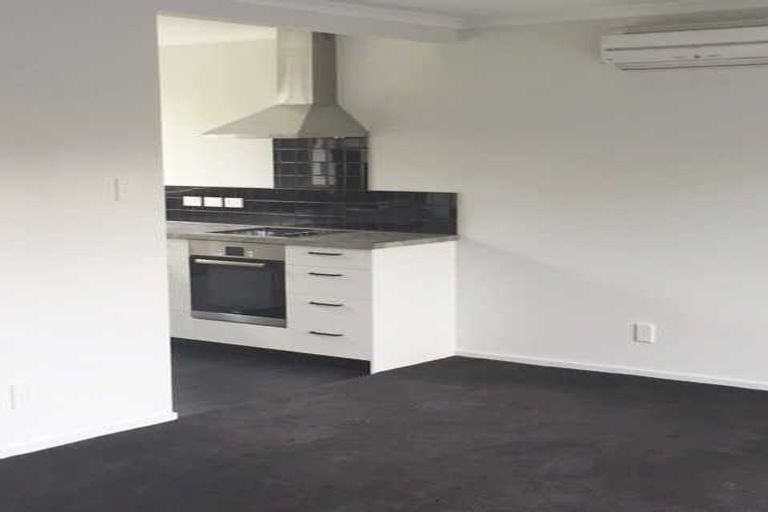 Photo of property in 3/22 Derby Street, St Albans, Christchurch, 8014