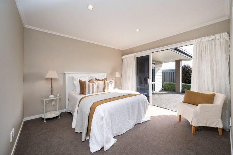 Photo of property in 8 Te Heipora Place, Havelock North, 4130