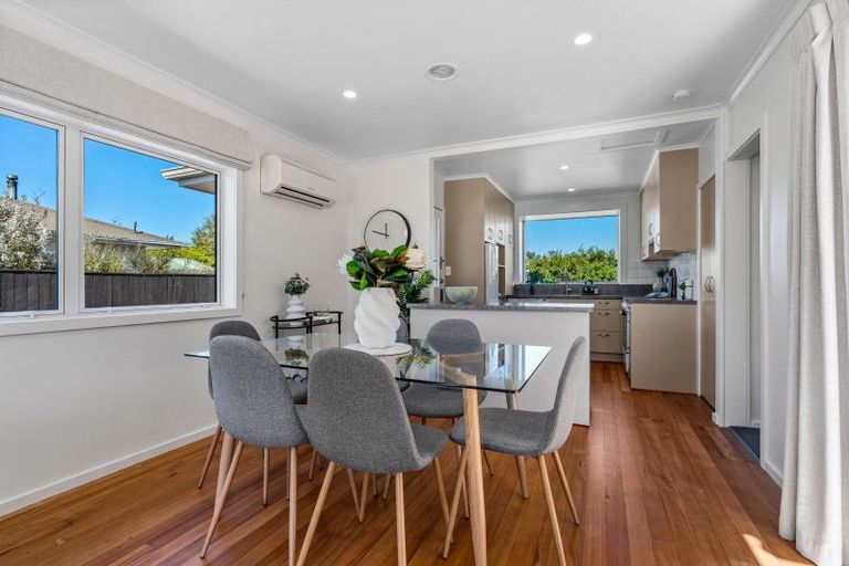 Photo of property in 43 West Street, Greytown, 5712