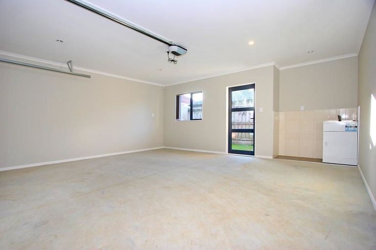 Photo of property in 10a Dreadon Avenue, Papatoetoe, Auckland, 2025