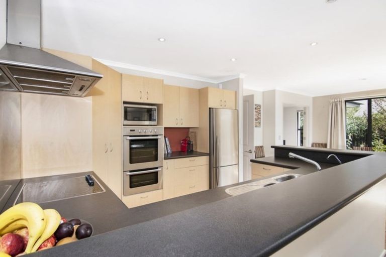 Photo of property in 18 Lobank Place, Richmond, 7020