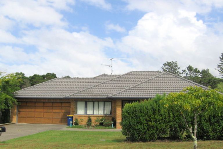 Photo of property in 9 Buncrana Place, Pinehill, Auckland, 0632