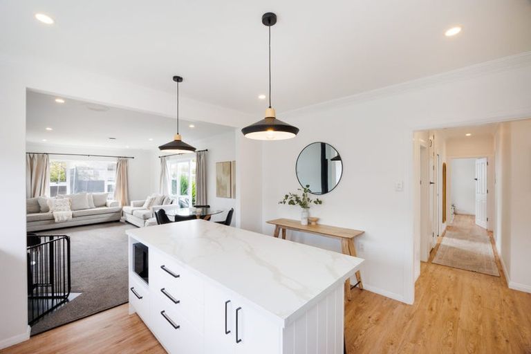 Photo of property in 9 Milton Street, Roslyn, Palmerston North, 4414