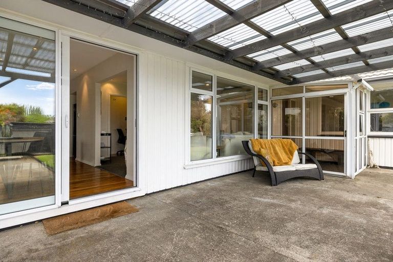 Photo of property in 124 Cavendish Road, Casebrook, Christchurch, 8051