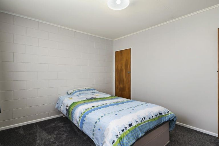 Photo of property in 2/145 College Street, Awapuni, Palmerston North, 4412