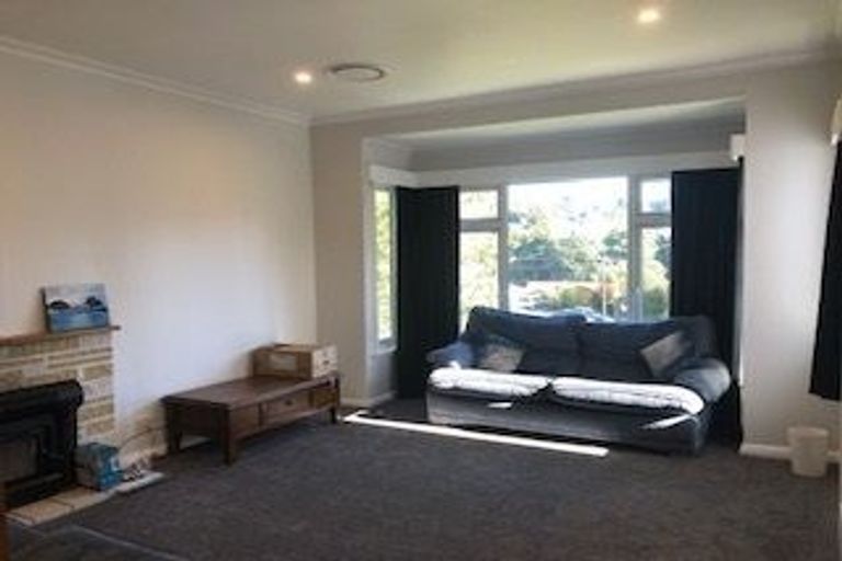 Photo of property in 92a Creswick Terrace, Northland, Wellington, 6012