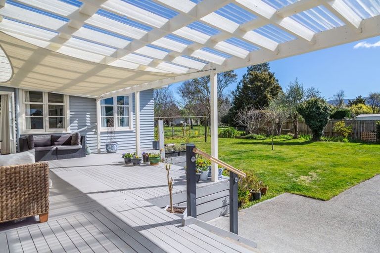 Photo of property in 52 Kempton Street, Greytown, 5712