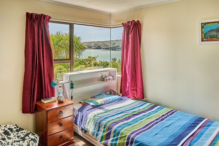 Photo of property in 50 Molyneux Close, Whitby, Porirua, 5024