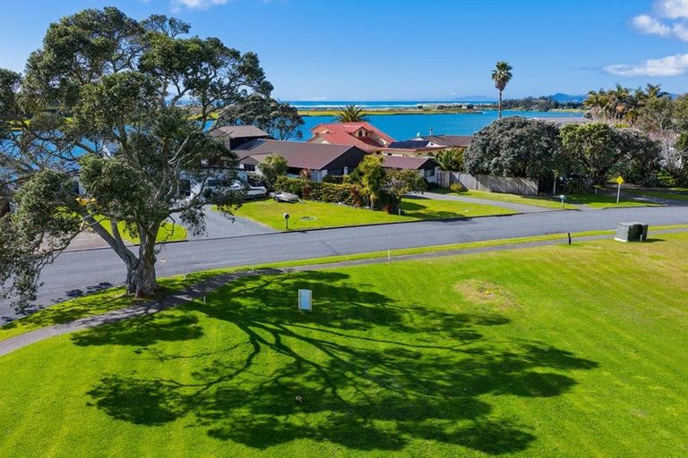 Photo of property in 19 Riverview Place, Waipu, 0582