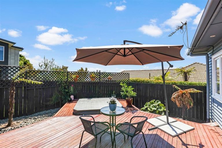 Photo of property in 27 Masters Avenue, Hillcrest, Hamilton, 3216
