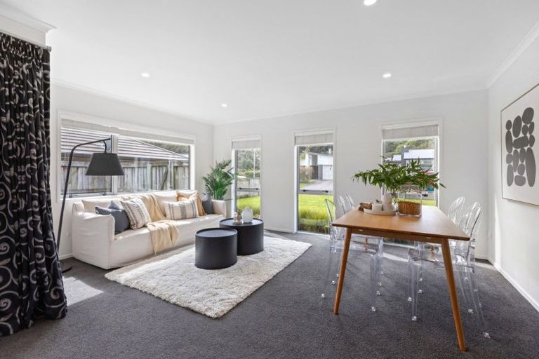 Photo of property in 10 Rochfort Crescent, Pyes Pa, Tauranga, 3112