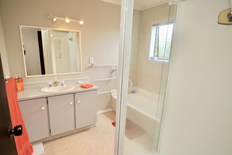 Photo of property in 199 Pukete Road, Pukete, Hamilton, 3200
