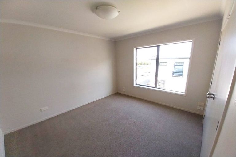 Photo of property in St Claire Village, 177/172 Mcleod Road, Te Atatu South, Auckland, 0610