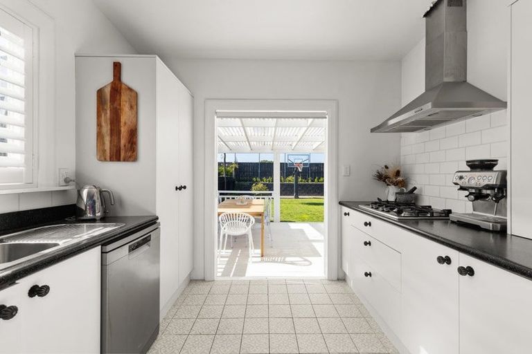 Photo of property in 51 Yule Street, Kilbirnie, Wellington, 6022