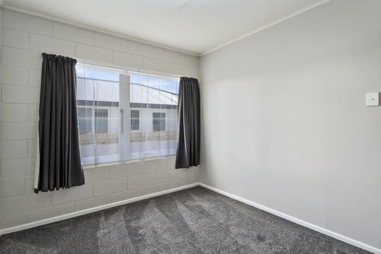 Photo of property in 2/145 College Street, Awapuni, Palmerston North, 4412
