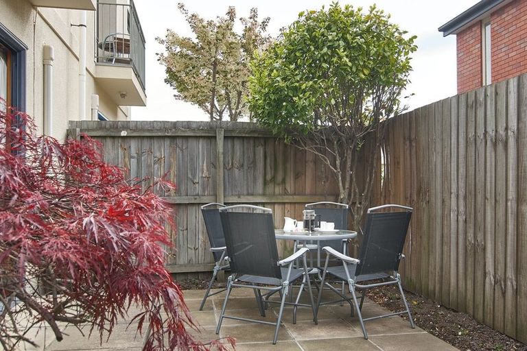 Photo of property in 40b Picton Avenue, Riccarton, Christchurch, 8011