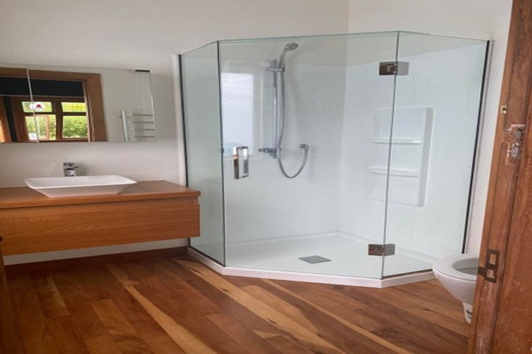 Photo of property in 35 Beckford Road, Saint Martins, Christchurch, 8022