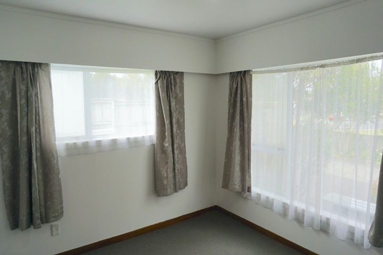 Photo of property in 2/268 Pakuranga Road, Pakuranga Heights, Auckland, 2010