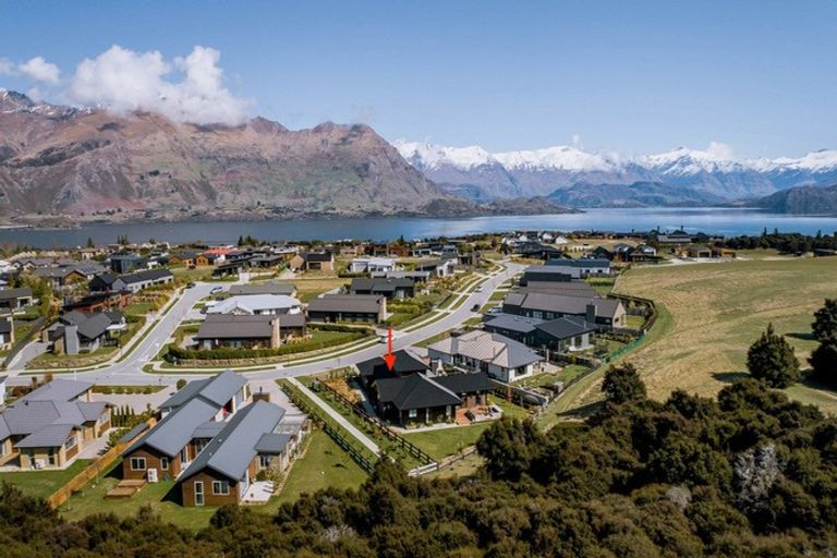 Photo of property in 89 Infinity Drive, Wanaka, 9305