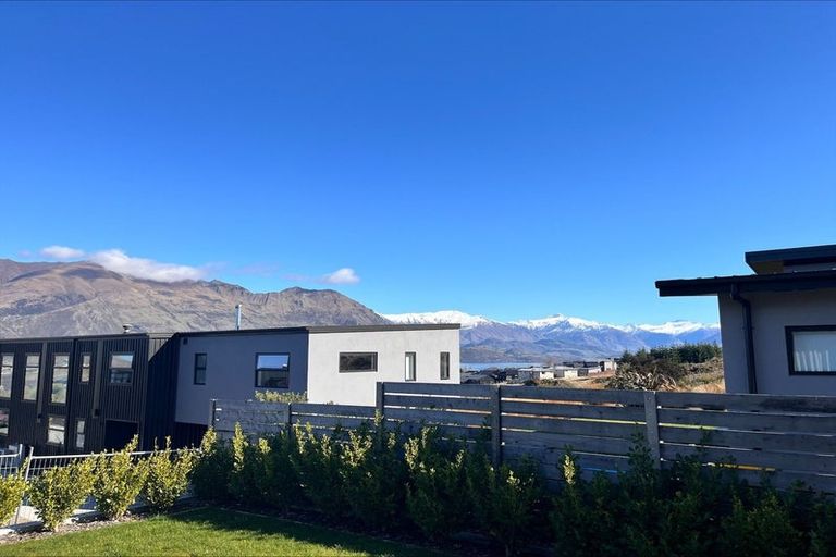 Photo of property in 17 Mills Road, Wanaka, 9305