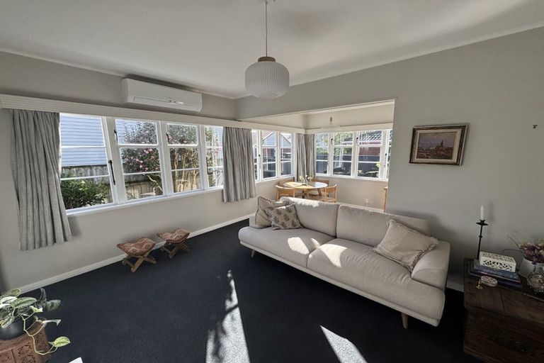 Photo of property in 10 Purser Grove, Fairfield, Lower Hutt, 5011