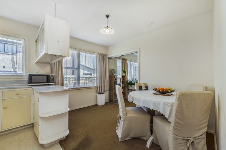 Photo of property in 6 Apollo Place, Papanui, Christchurch, 8052