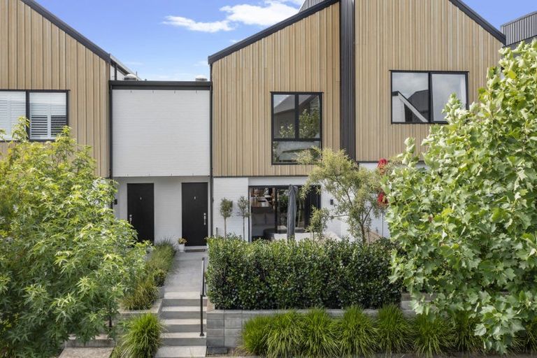 Photo of property in 8 Jack Seabrook Road, Hobsonville, Auckland, 0616